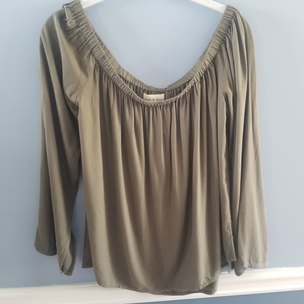 Cloth and Stone off the shoulder top